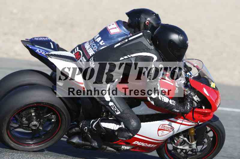 Archiv-2025/02 28.-31.01.2025 Moto Center Thun Jerez/gruen-green/404